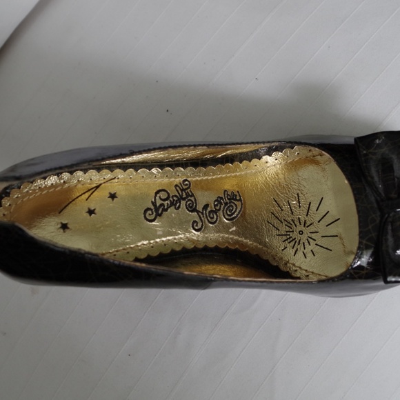 Naughty Monkey Platform Peep Toe Pump w/Bow NEW Sz. 8 - Picture 4 of 6